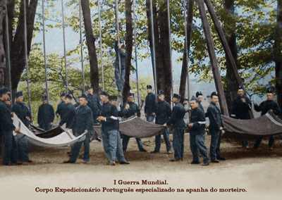 I Guerra Mundial. Corpo Expedicionário Português especializado na apanha do morteiro.