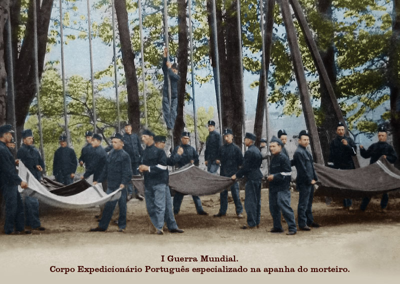 I Guerra Mundial. Corpo Expedicionário Português especializado na apanha do morteiro.